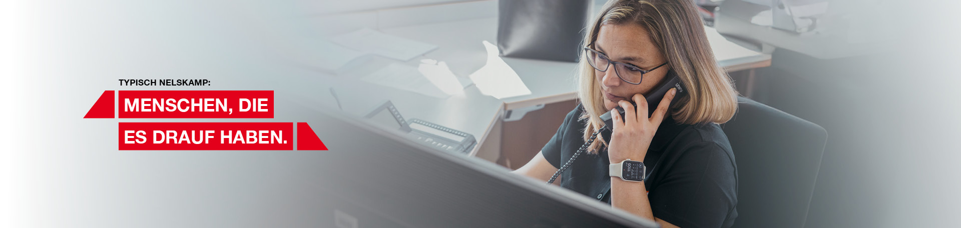 Frau in Büro